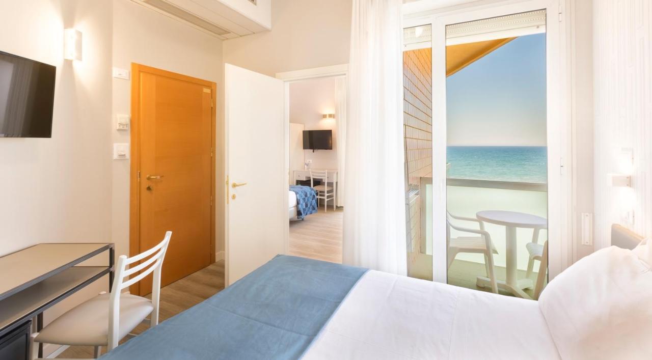 Little Hotel Riccione Eksteriør billede