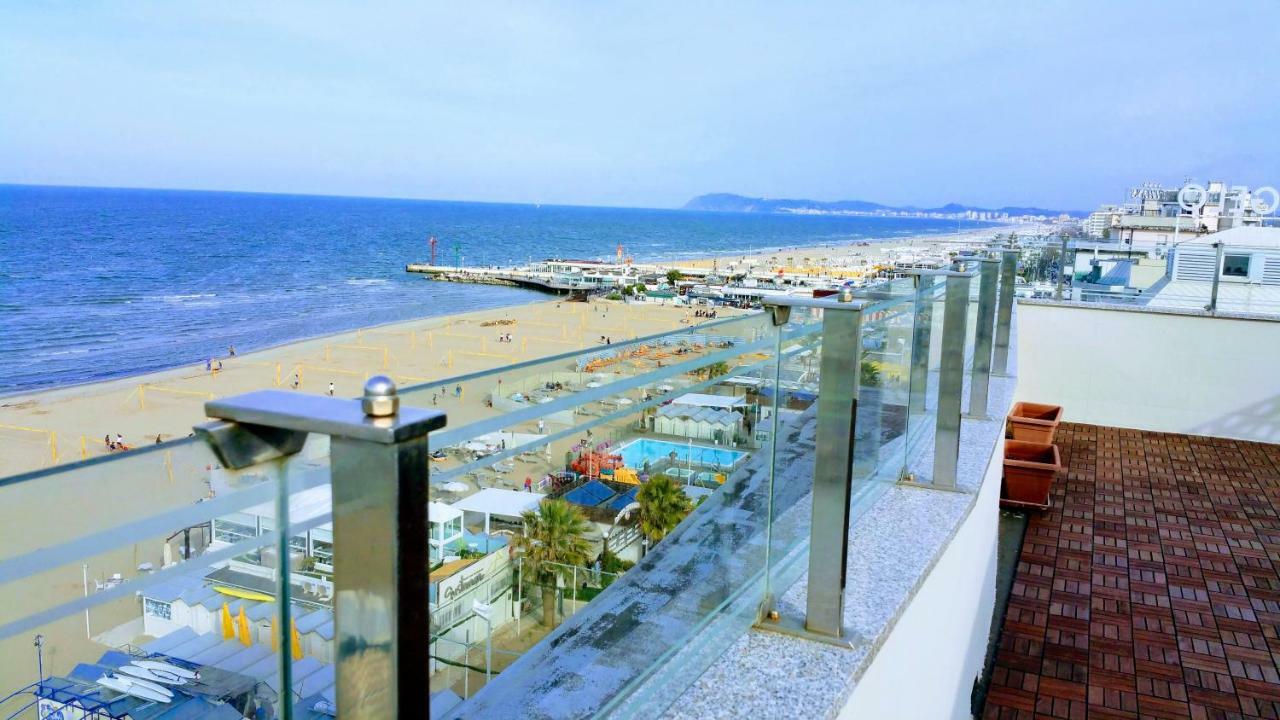 Little Hotel Riccione Eksteriør billede